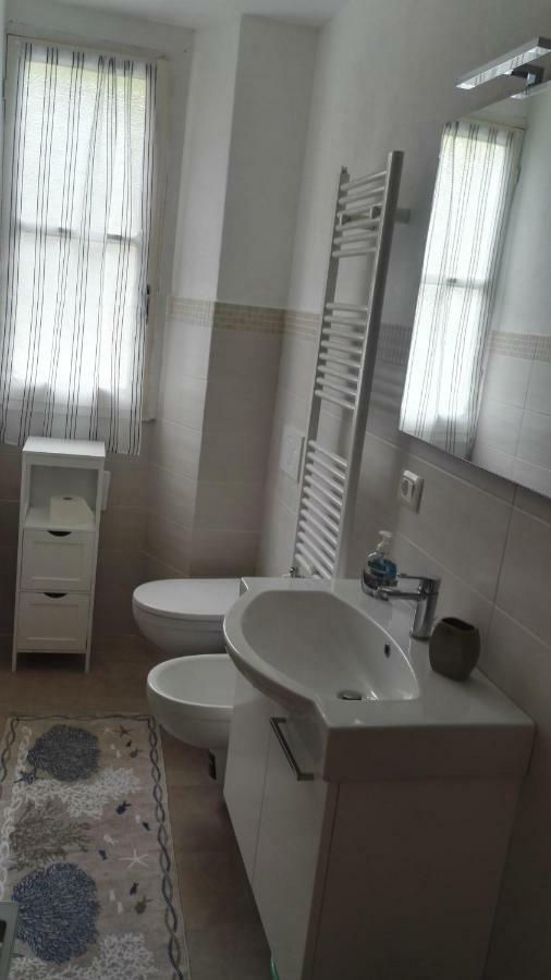 Апартаменты Casa Viviani Леванто Экстерьер фото